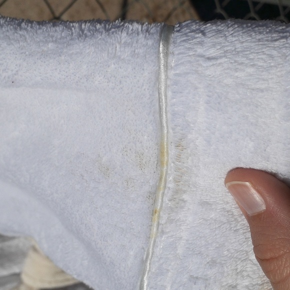 Chadsworth Plush White LA Lakers Robe, S/M - Picture 6 of 8